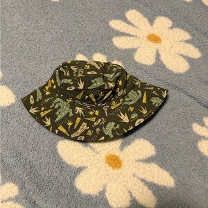 Patagonia Kids Alligator 🐊 Print Bucket Hat - Green and Yellow